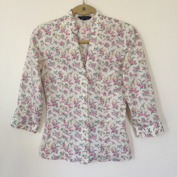 Lands' End Tops - 🎈Land’s End shirt - tailored